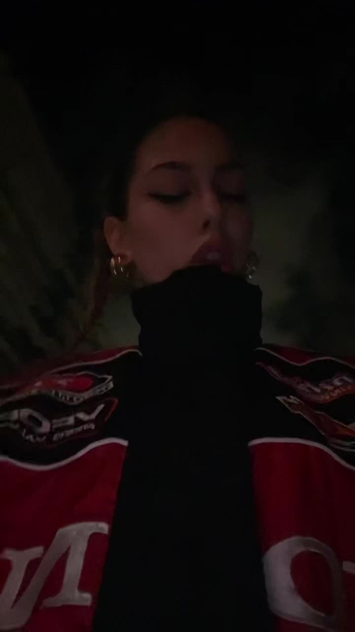 @foukouu