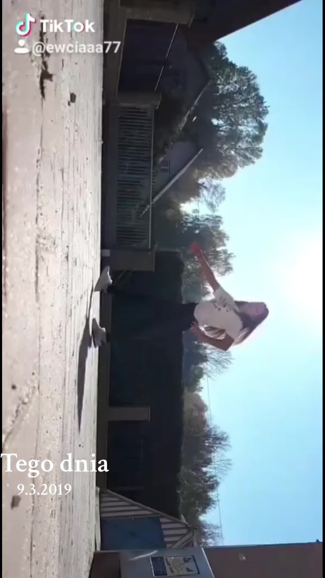 @Ewelina🕯
