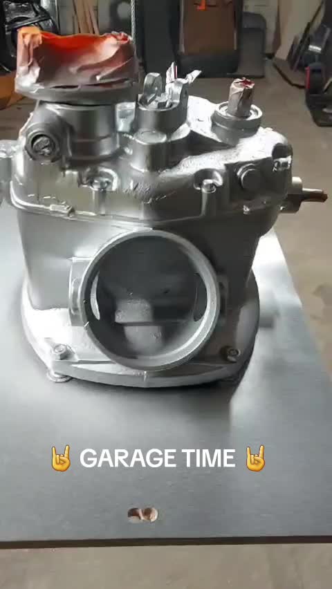 @TRĪS RATI Retro moto Ogre