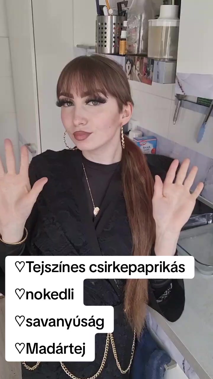 @👑KITTI HERCEGNŐ👑