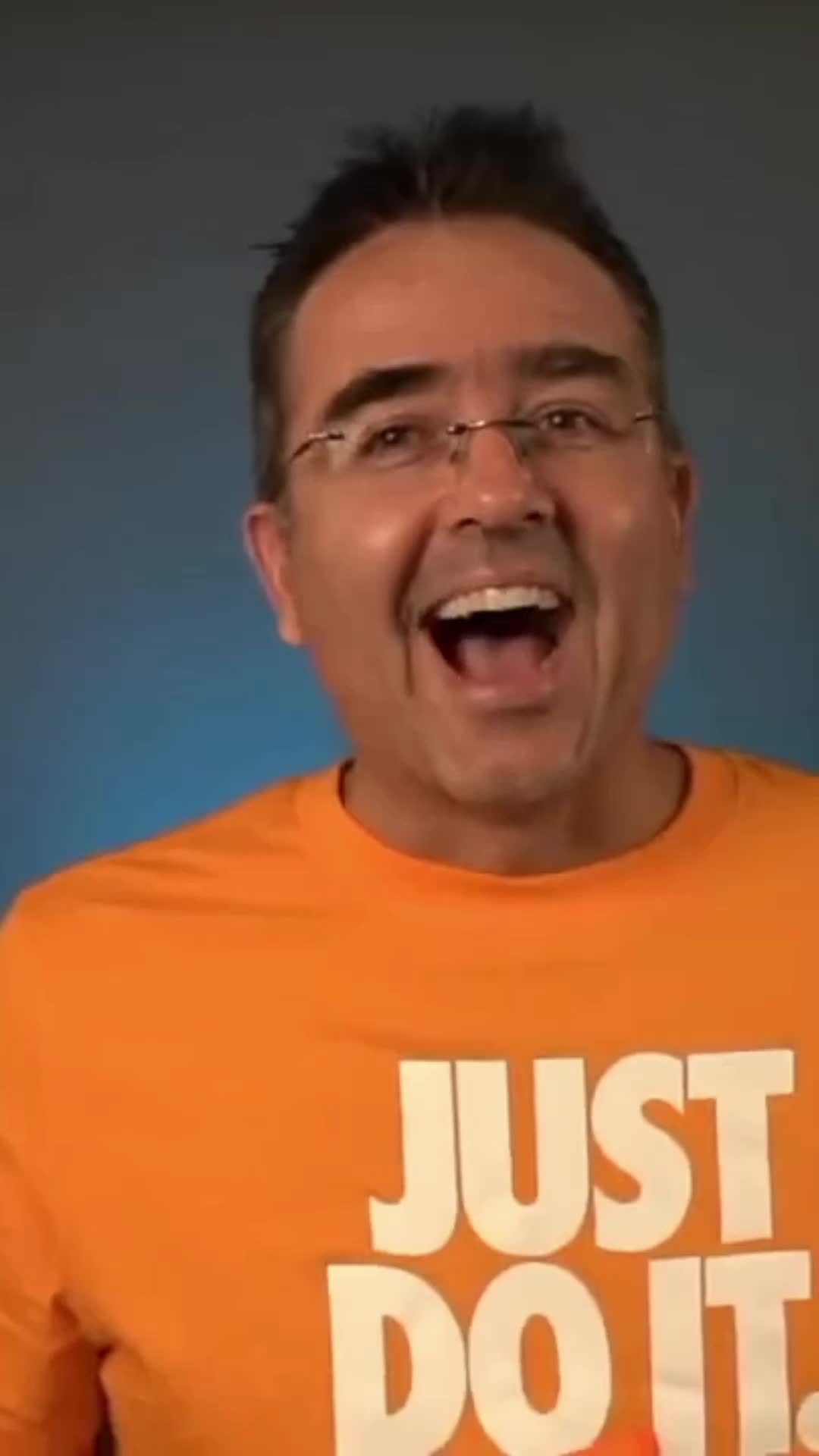 @Kikeo