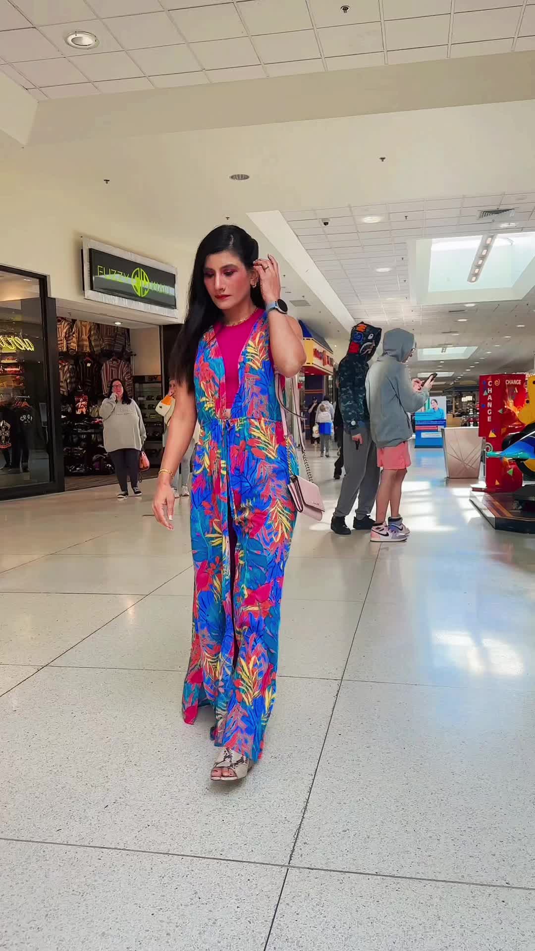 @Queen_Diya02