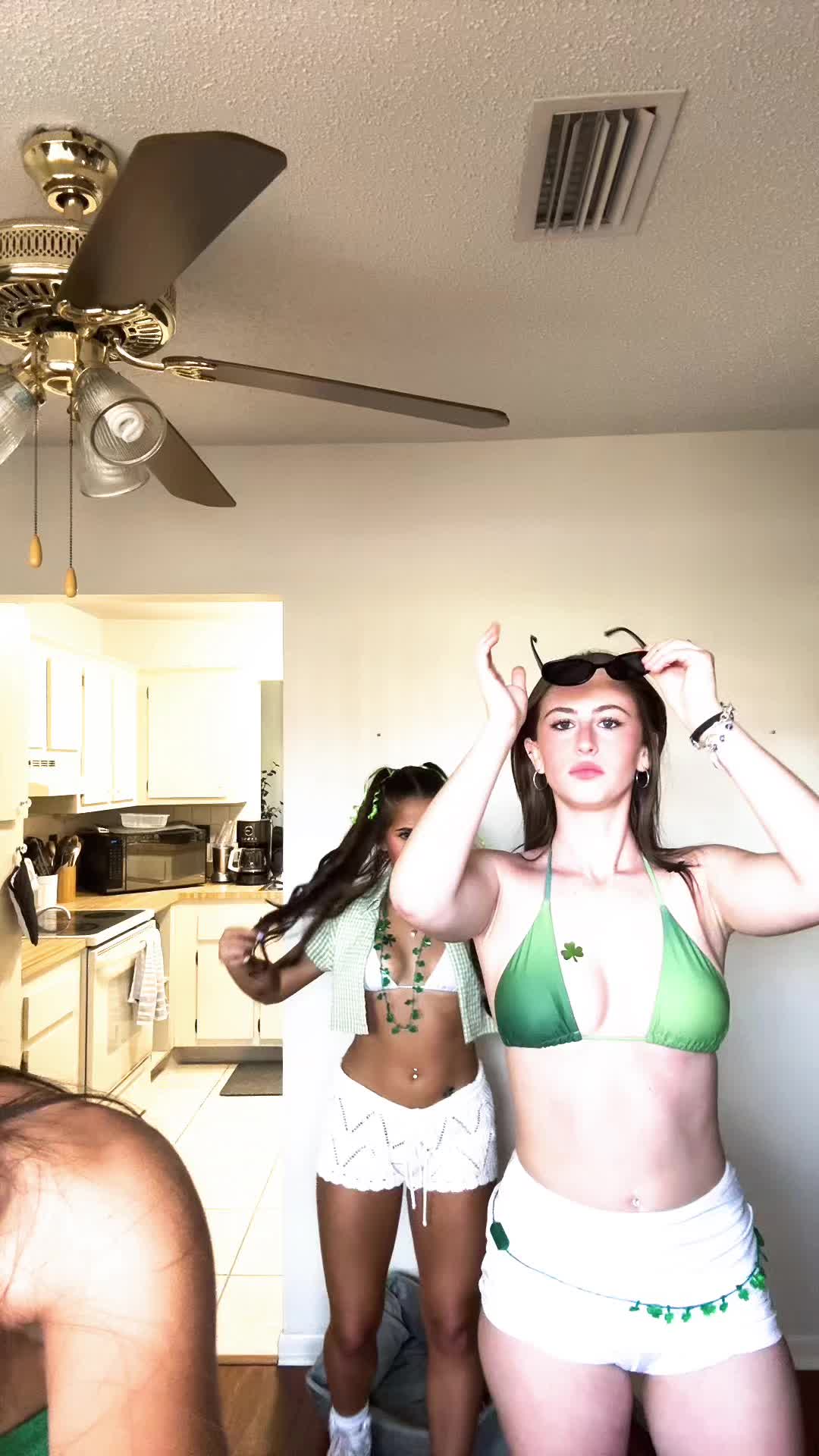 @vic