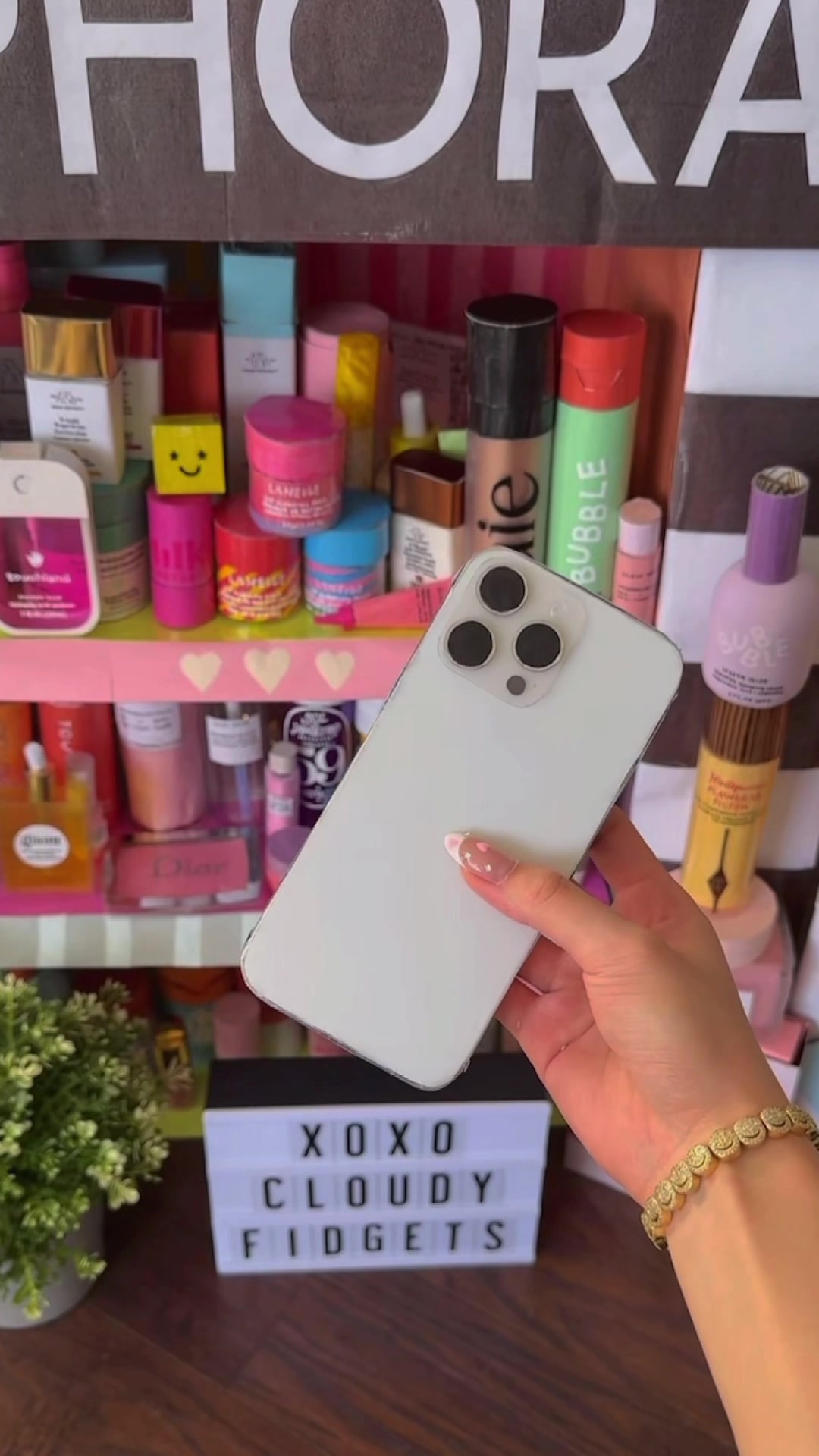 @🎬⚡️xoxocloudyfidgets🎨✨