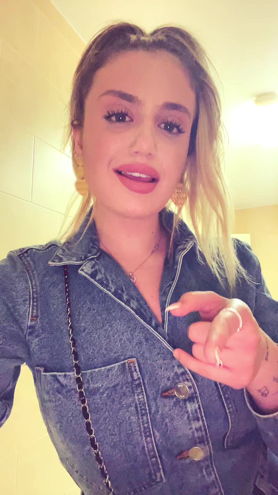 @pauulaapoza
