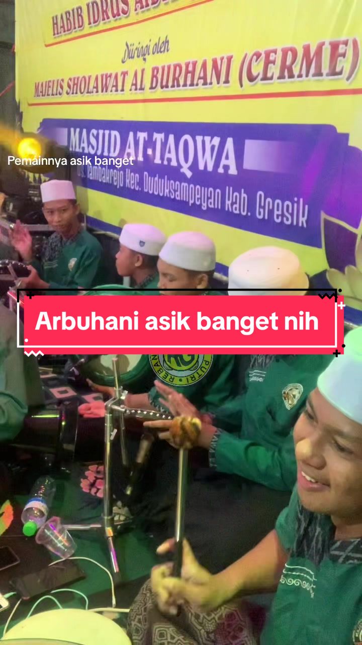 @Rebanagresiktigaputri
