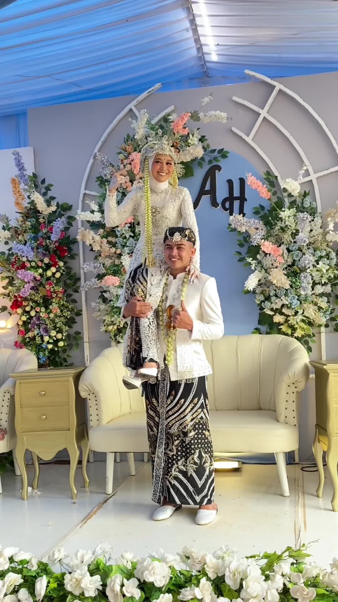 @akaraweddingorganizer