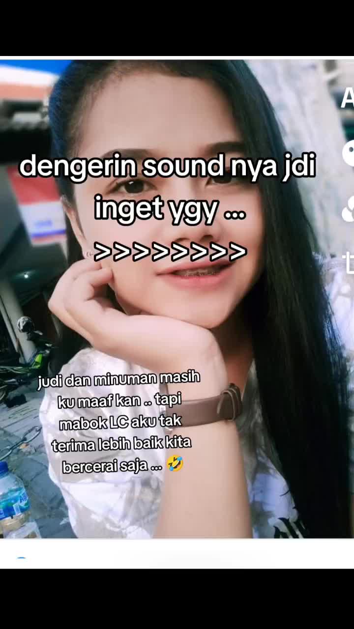 @Putri_hkjing