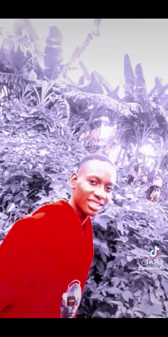 @user7048112541052