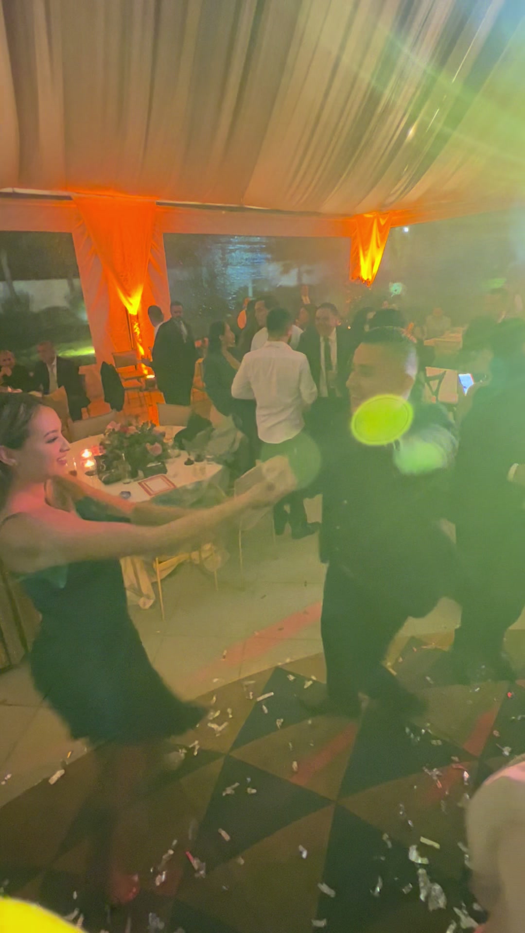 Yo soy feliz bailando | Lexi Anne Garza (@lexiaaane)