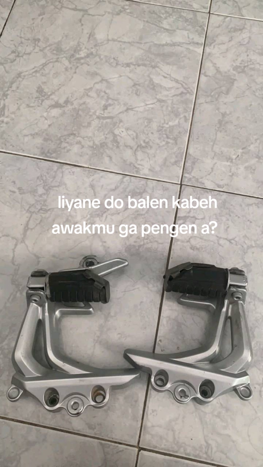 @𝙄𝙉𝙄𝙎𝙄𝘼𝙇  𝙃 💔
