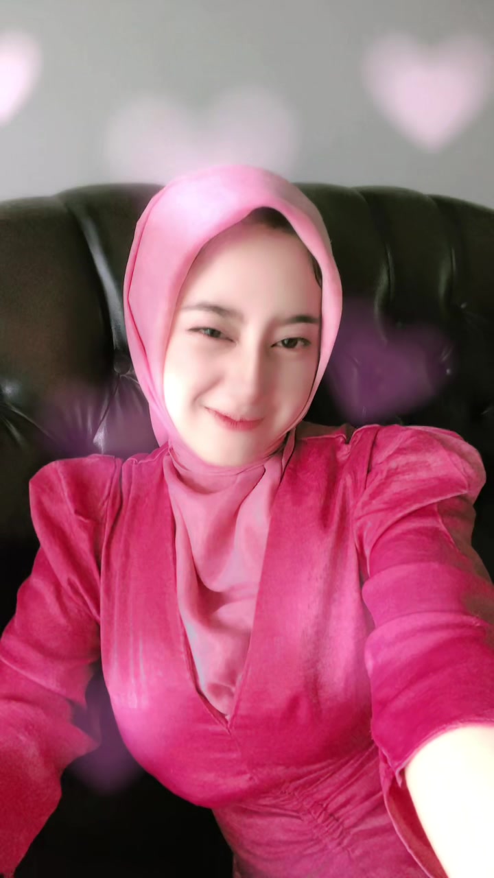 @Leona Kanza