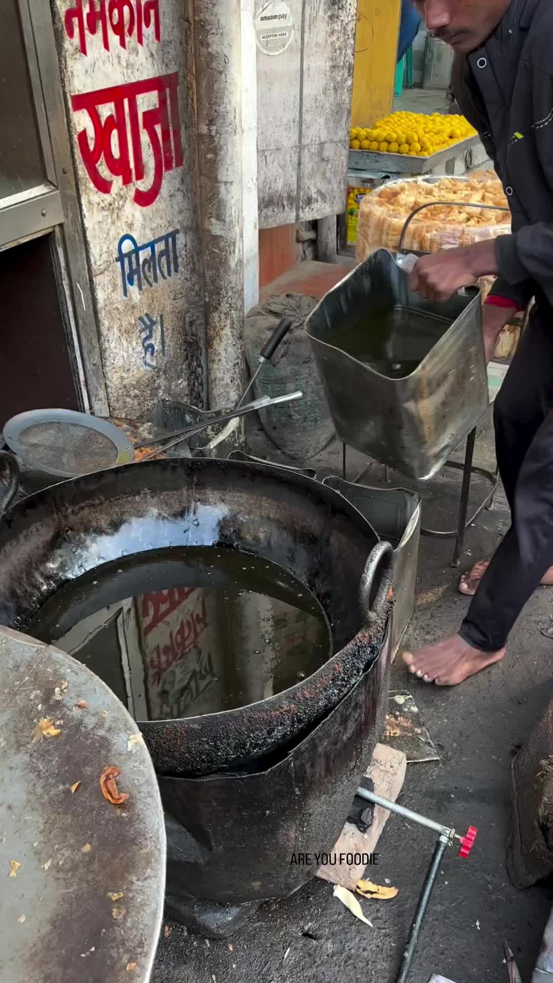 @𝗦𝘁𝗿𝗲𝗲𝘁 𝗙𝗼𝗼𝗱