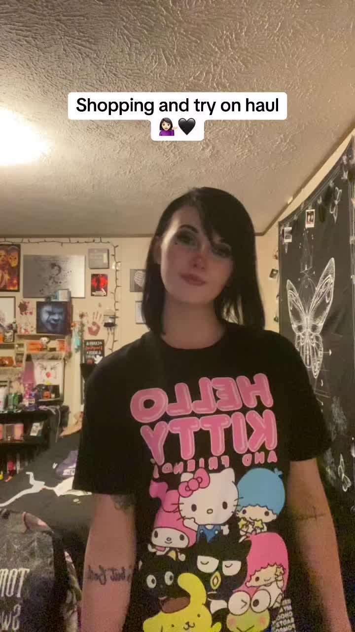 @Blakely 🖤⛓️🏴&zwj;☠️