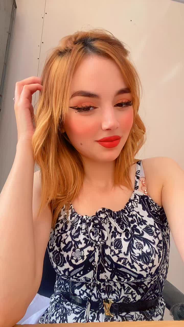 @tinazibani