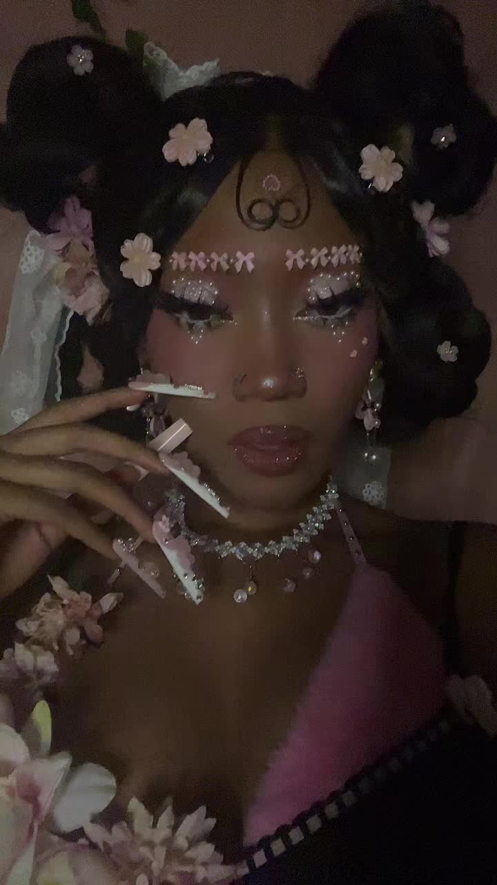 @Kaylaambrii
