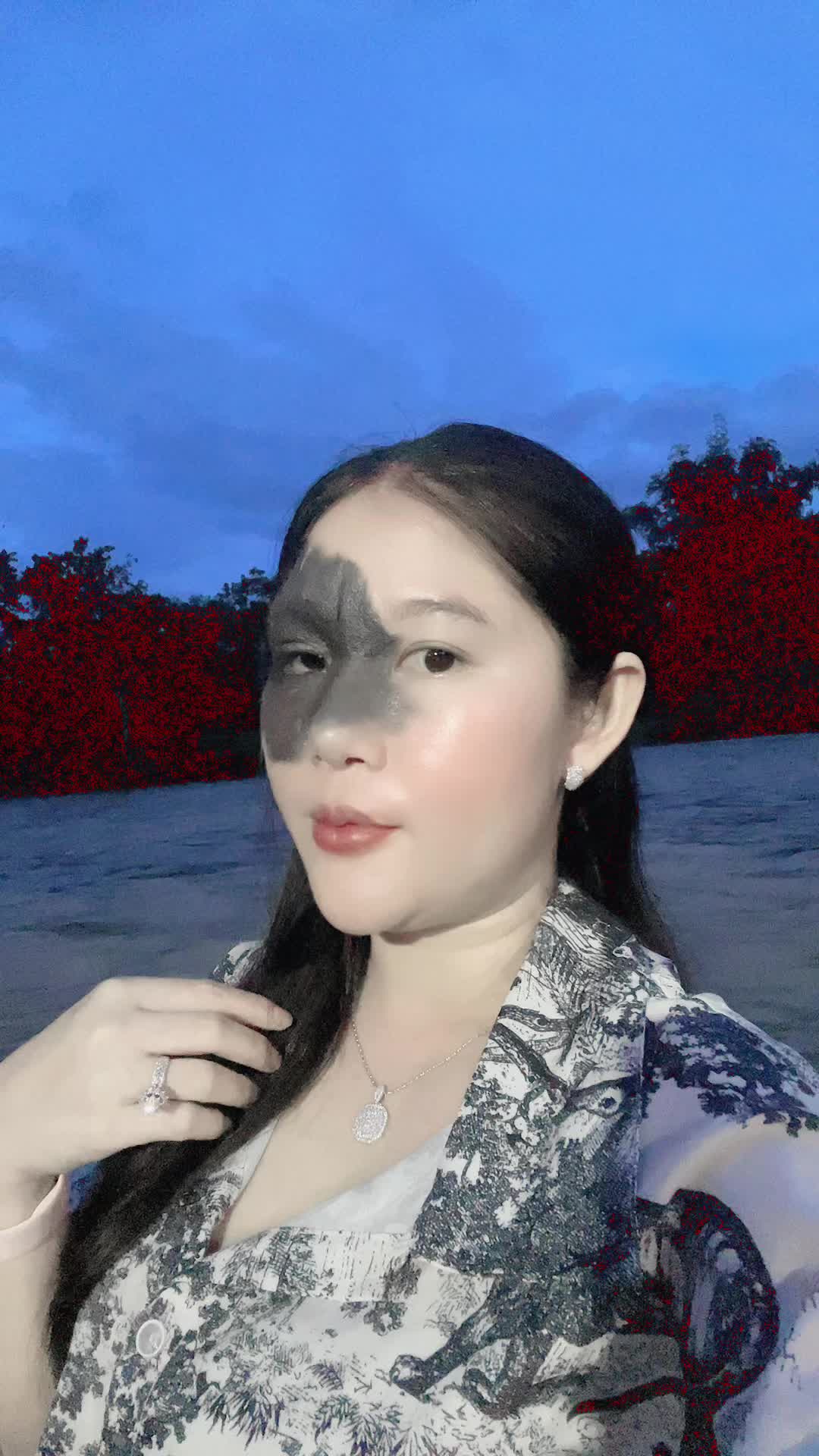 @Mee