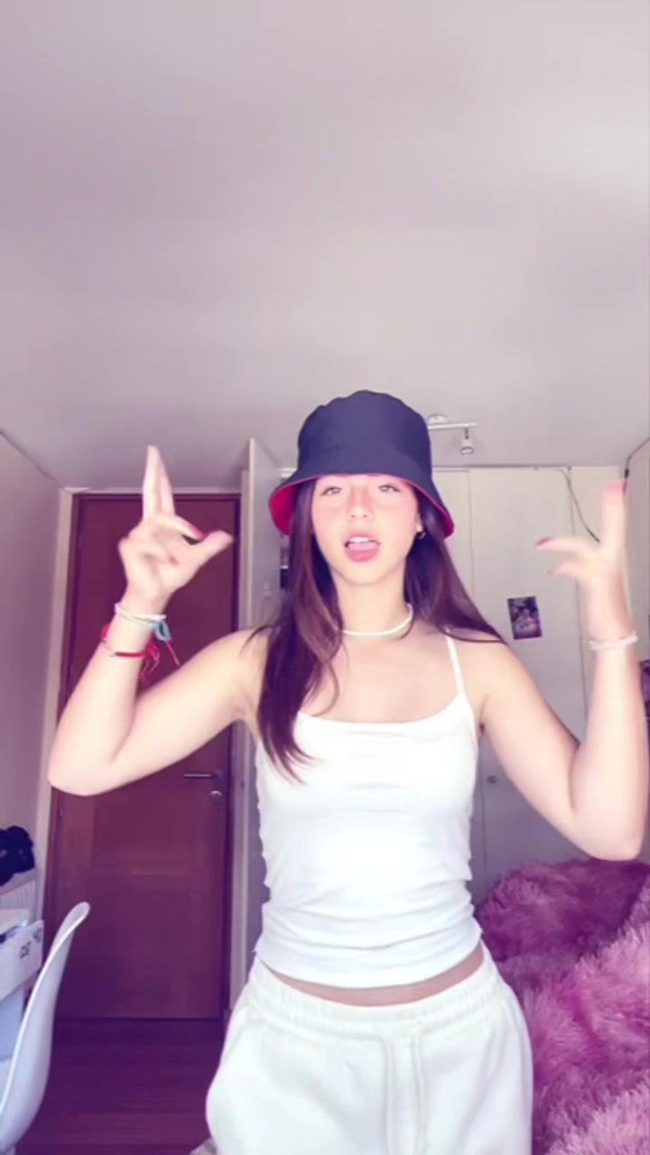 @Pili