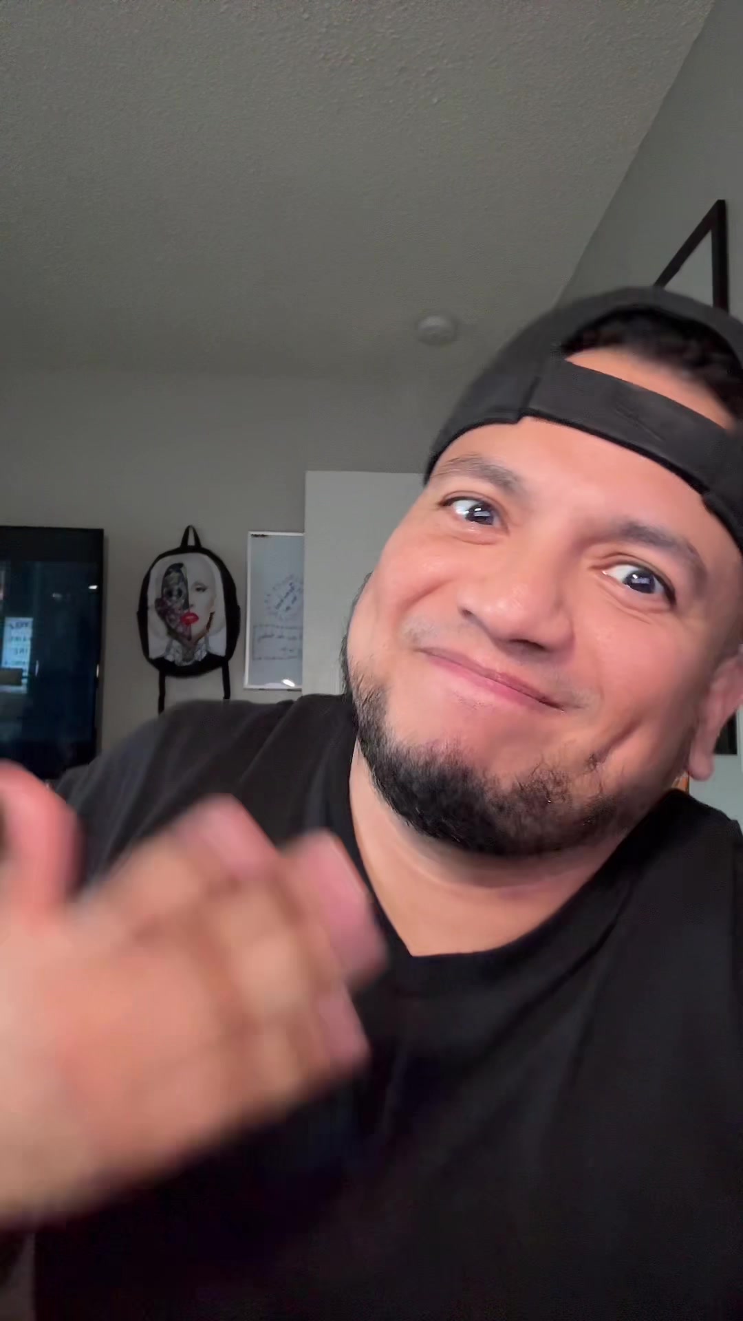 @Luis