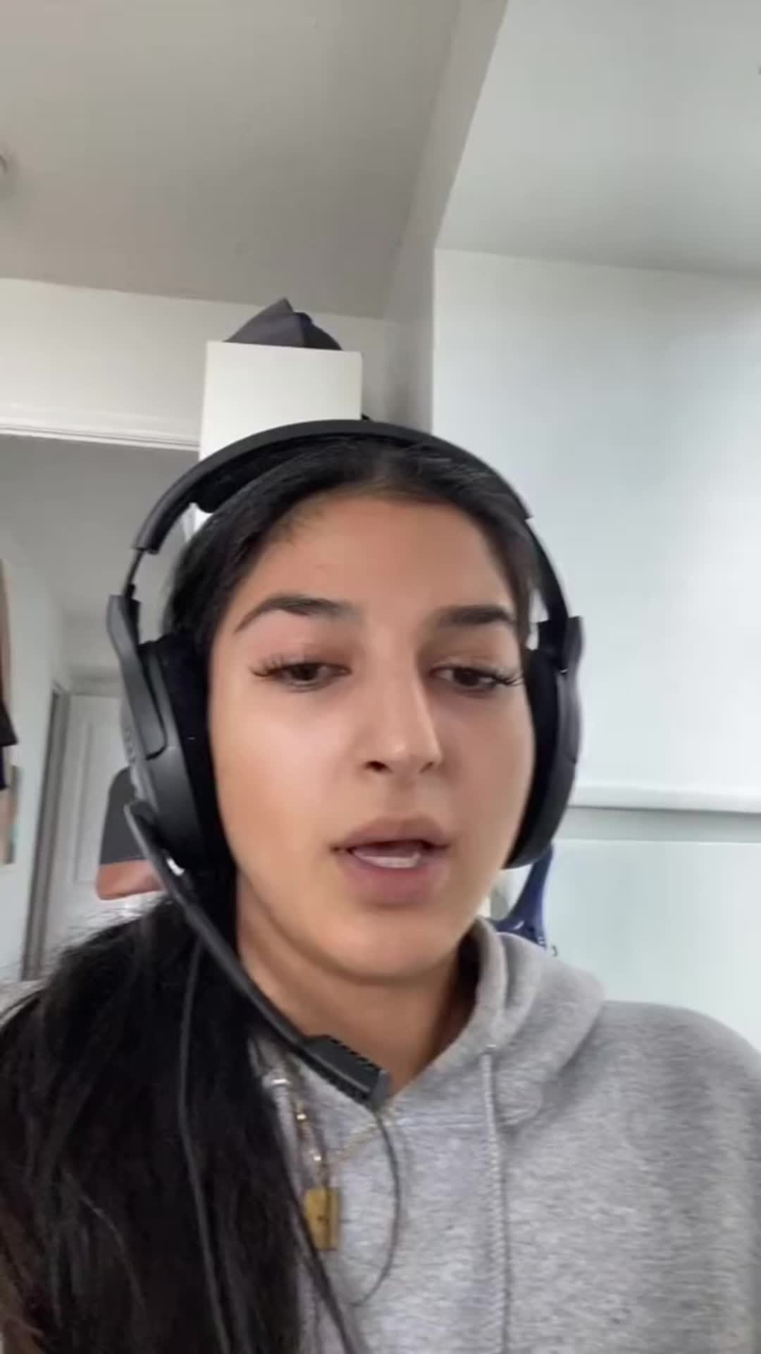 @Kyli