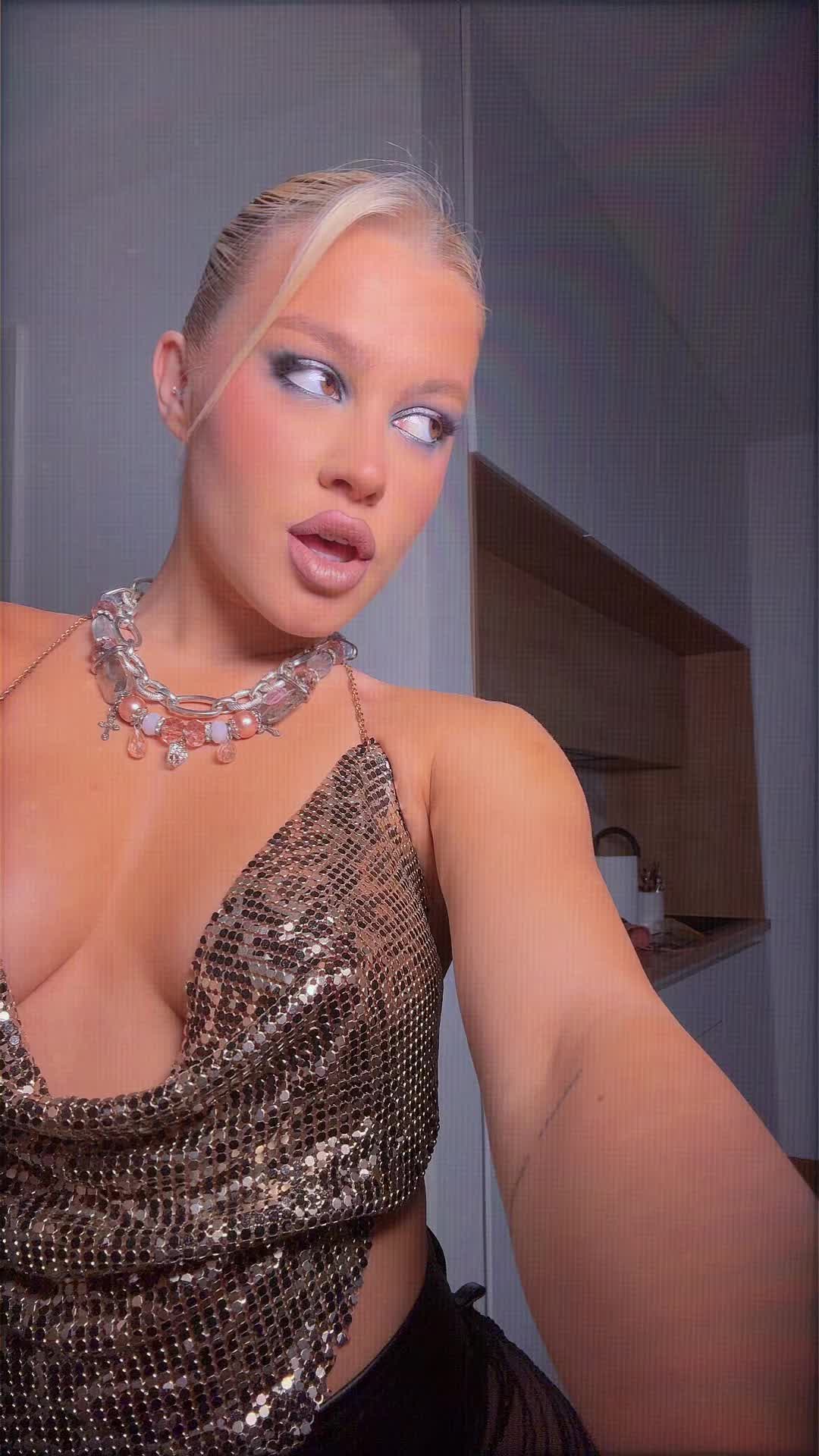 @emaradujko