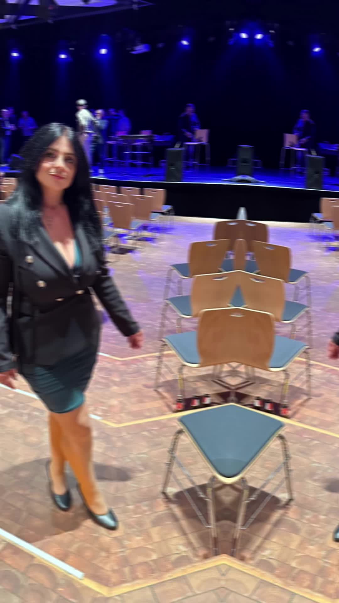 @Xhuljana