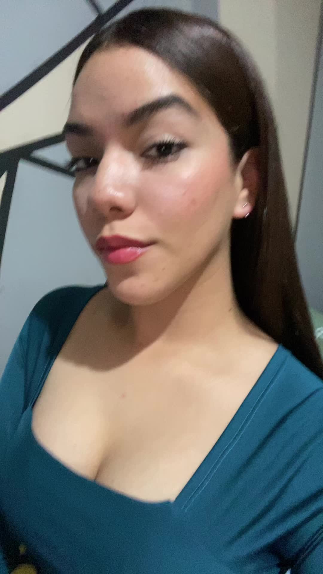 @Nayely