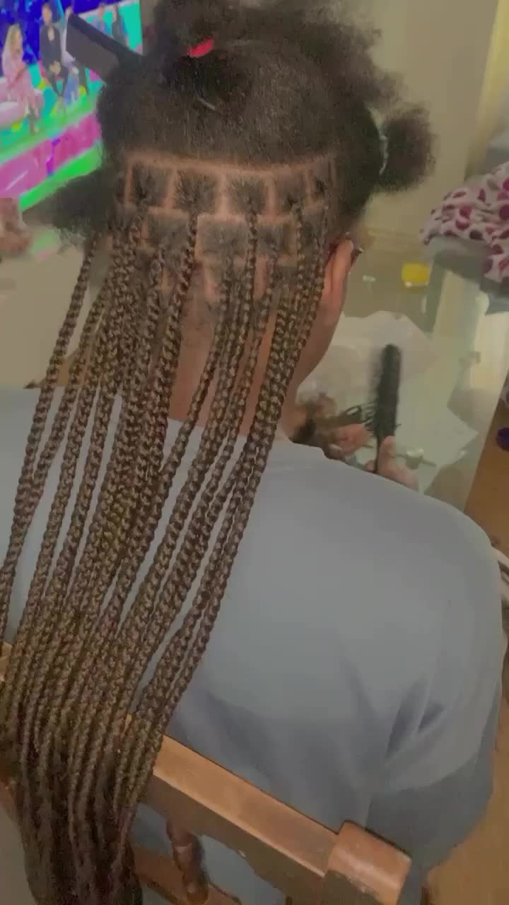 @Hairbyyeeesss