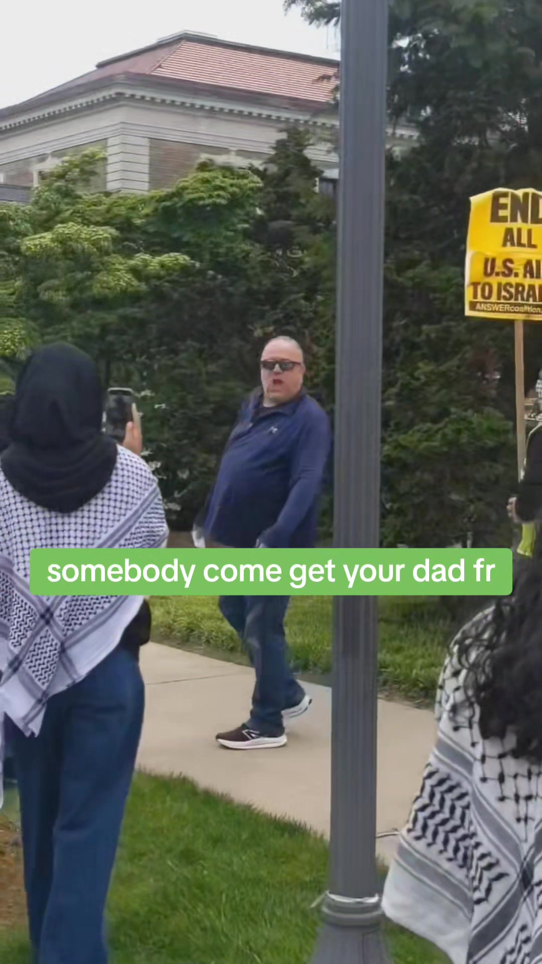 @Robin