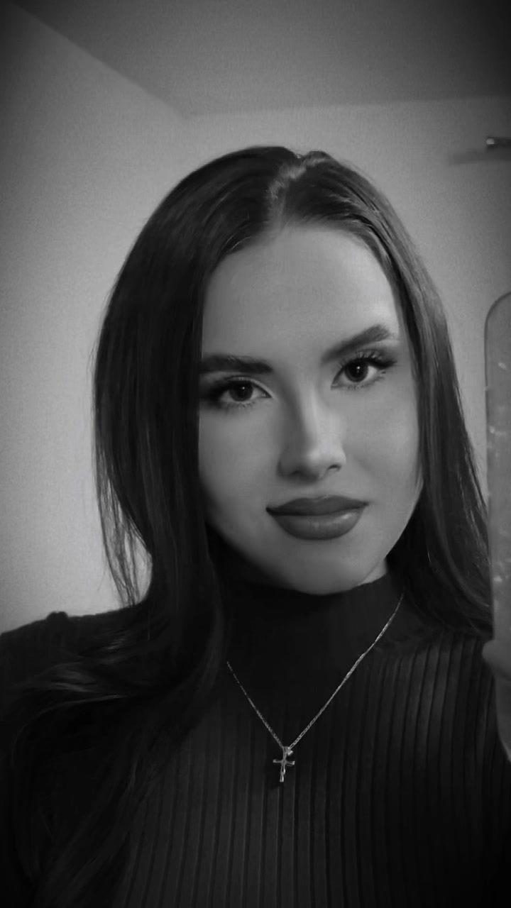 @Georgiana💫