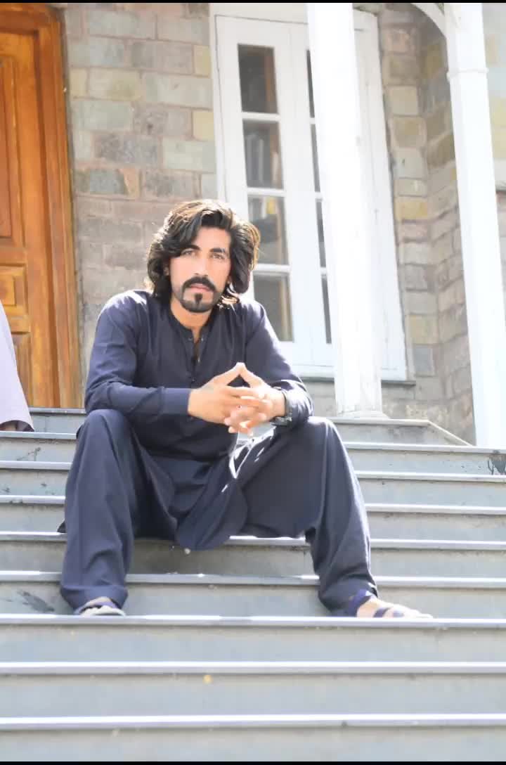 @Lala Khan