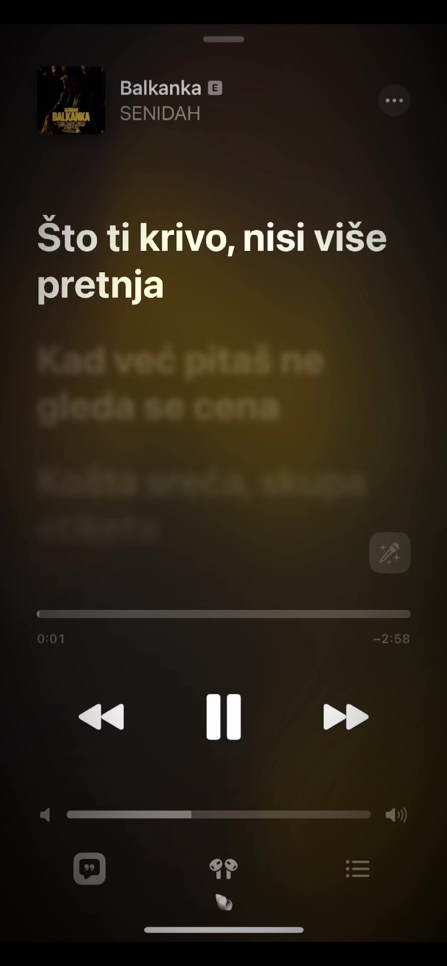 @🎧