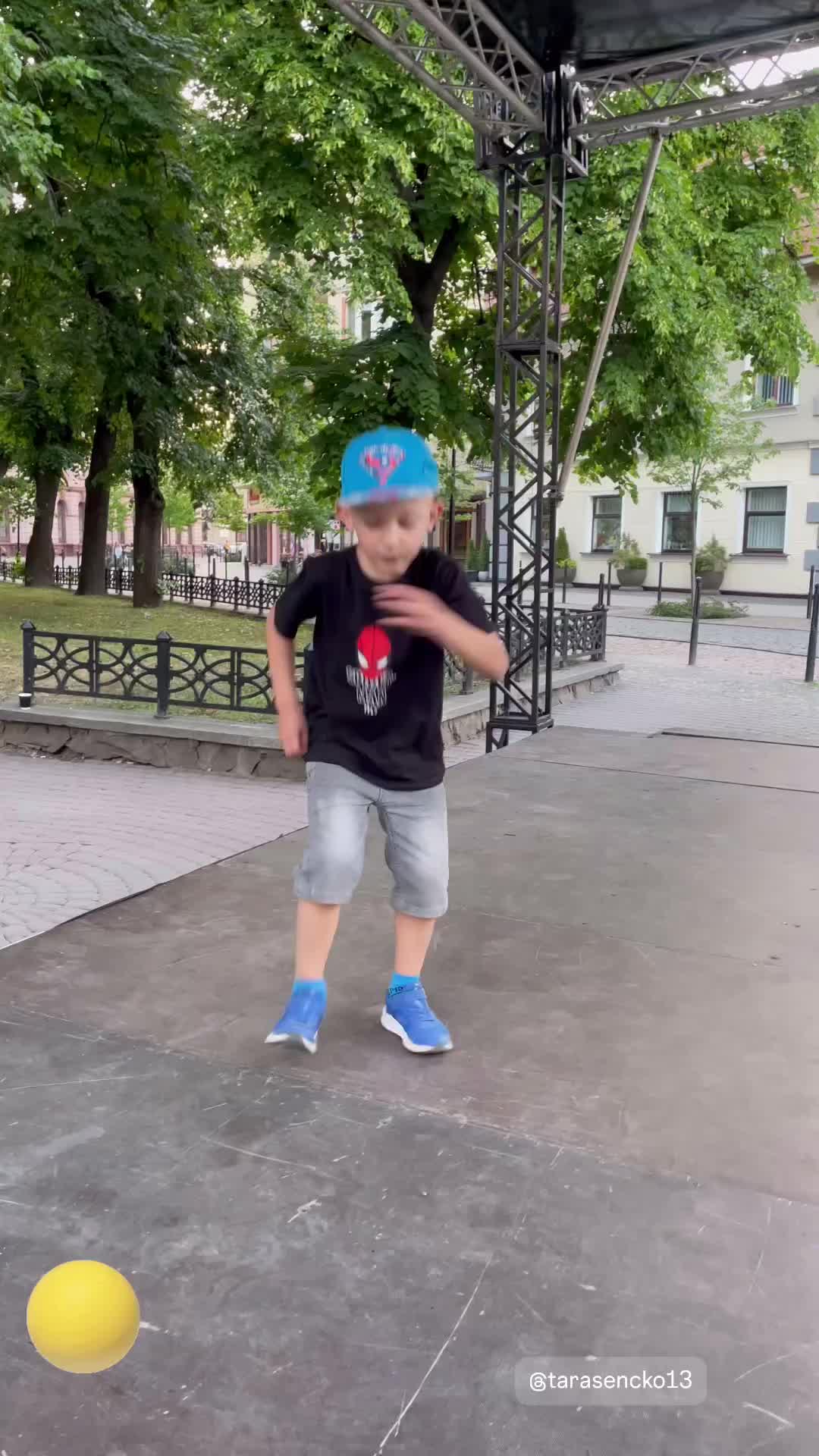 @Олександра Тарасенко-Гріко