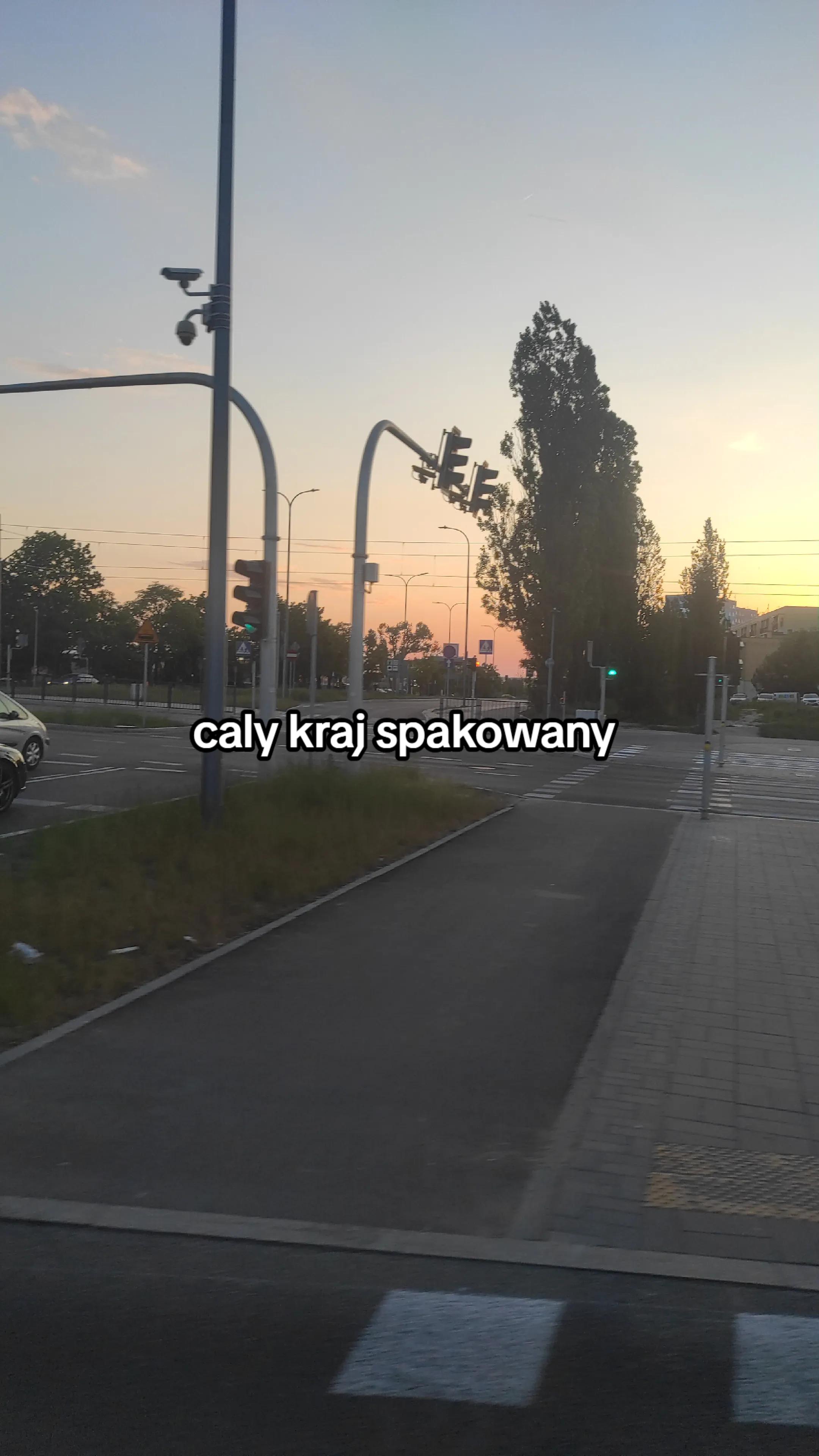 @👽