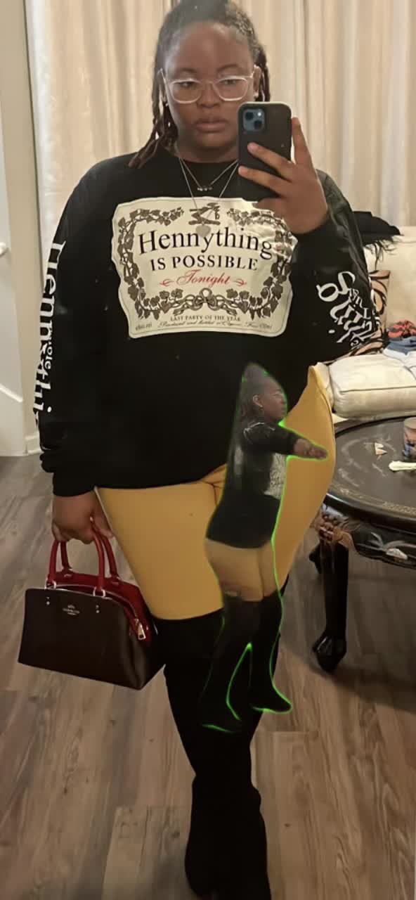@ShesTooPrecious