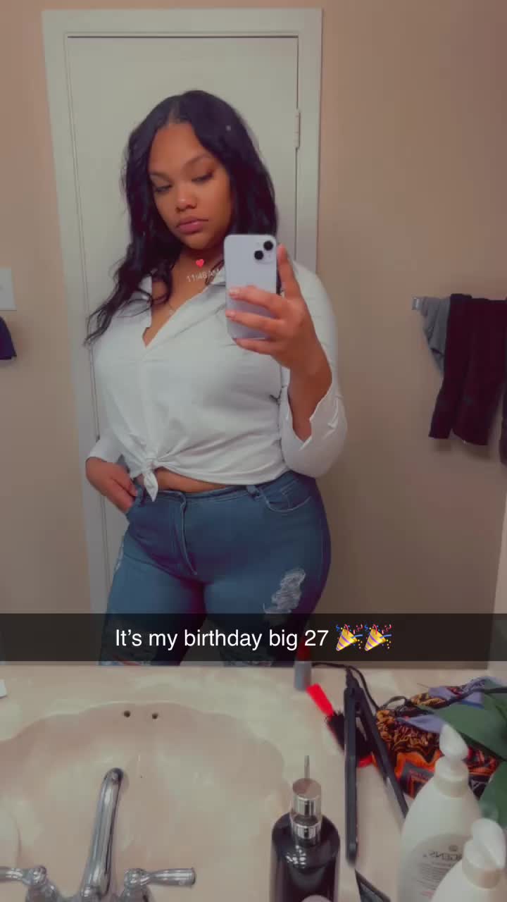 @Laadi_zaay