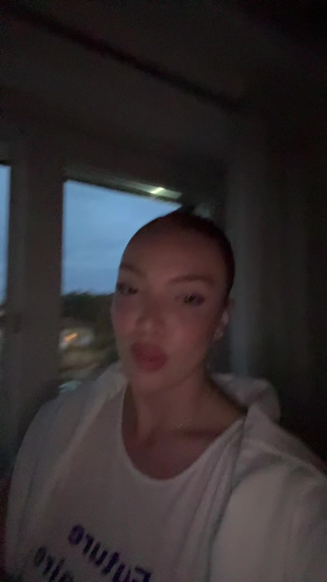 @_corinnepetrellese_