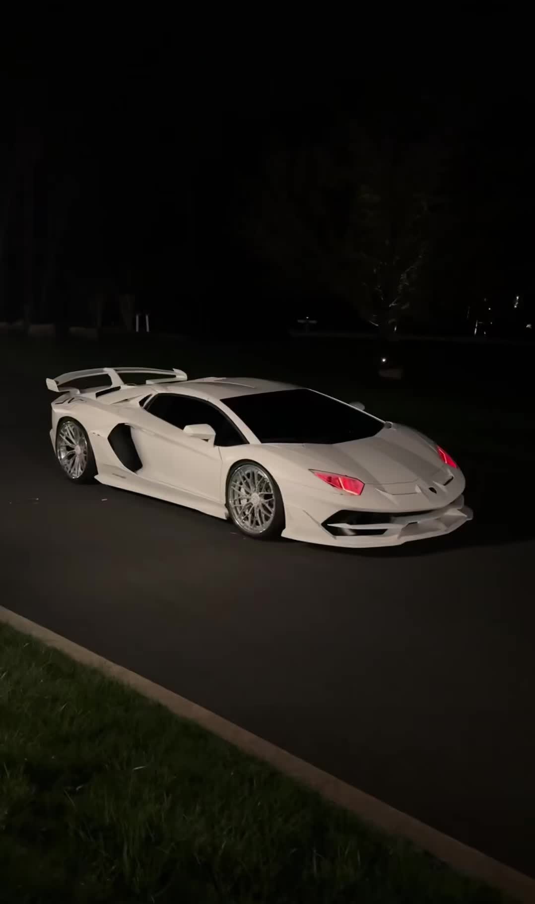 @PremiumCarVids
