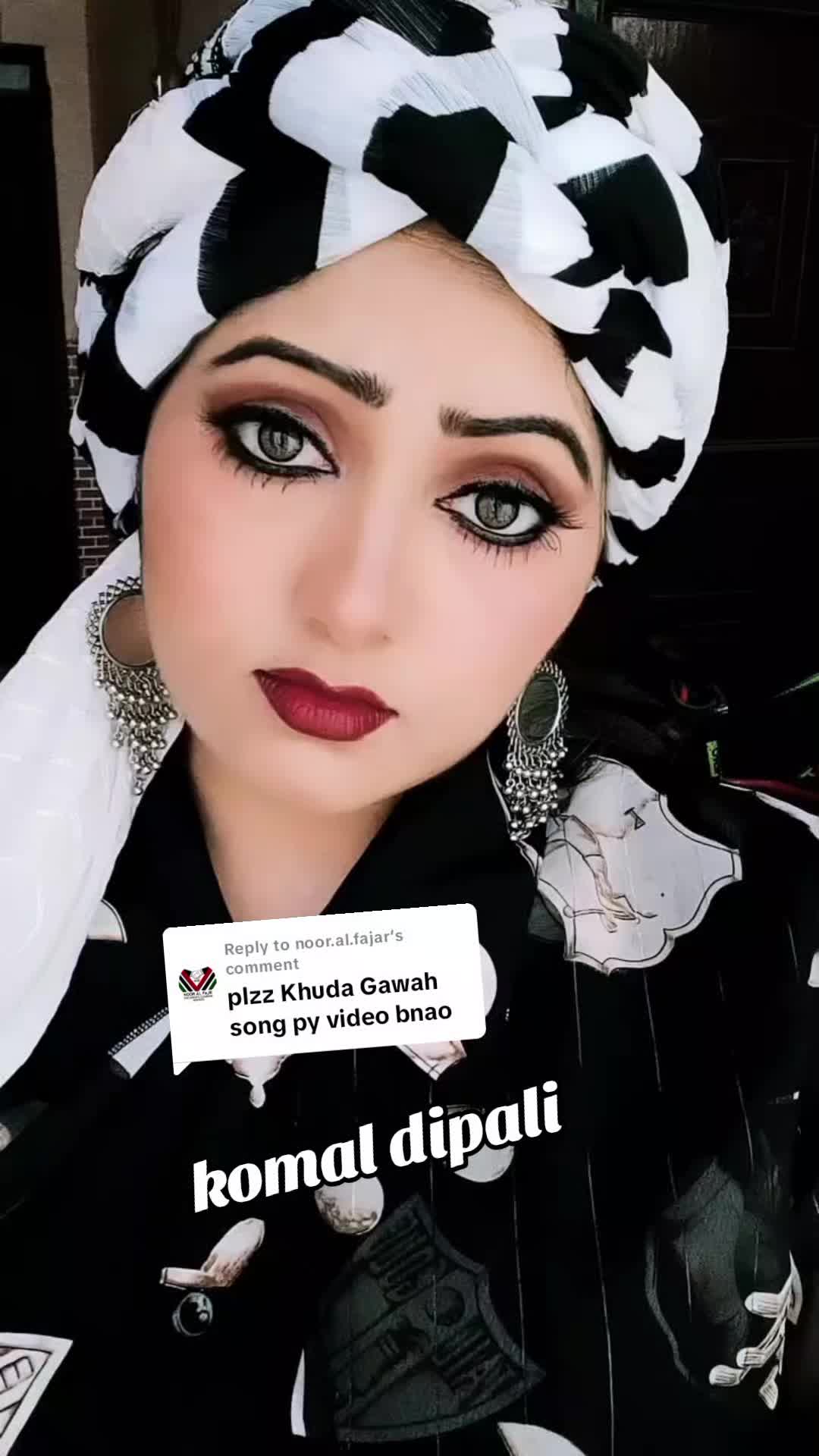@𝘽𝙝𝙤𝙢𝙞𝙠𝙖 𝙏𝙞𝙬𝙖𝙧𝙞
