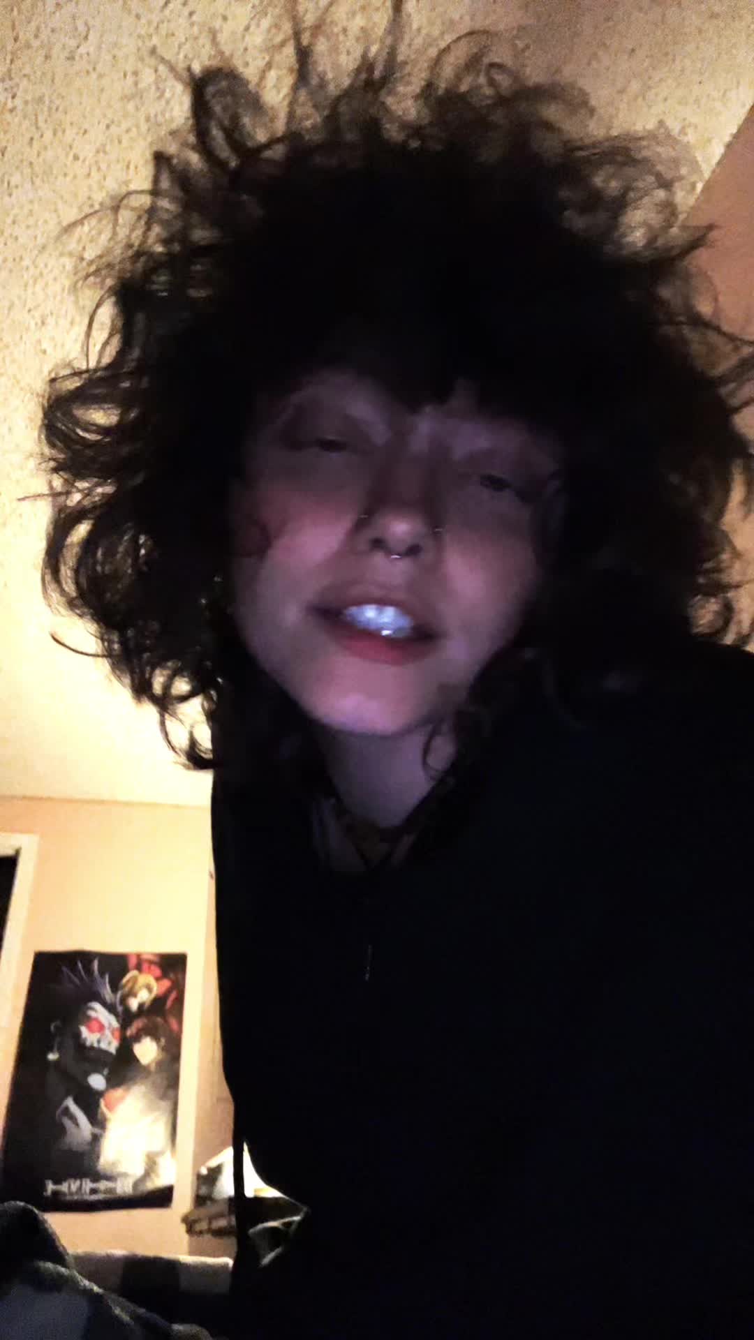 @Julia Fox