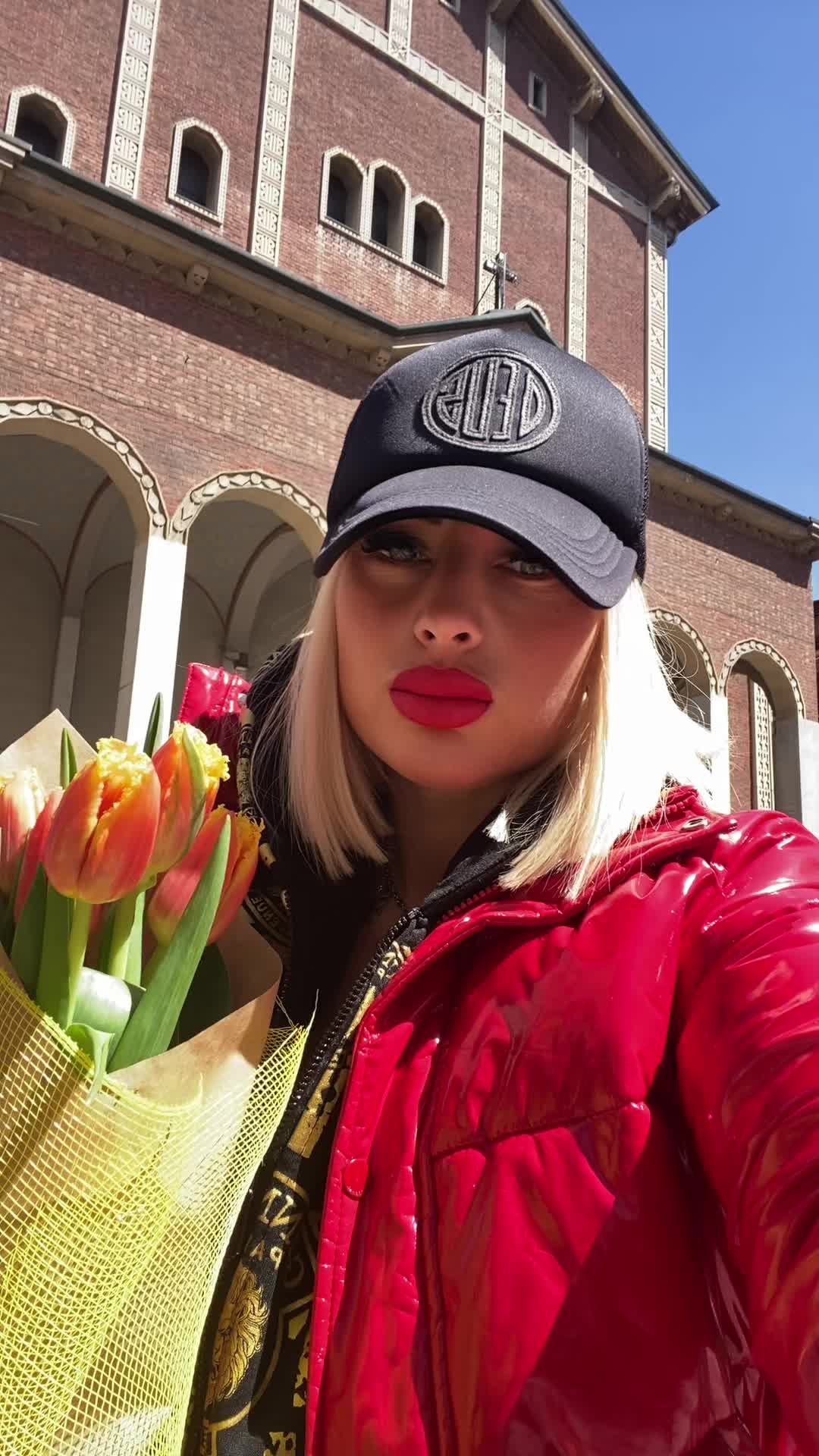 @ThequennMilano