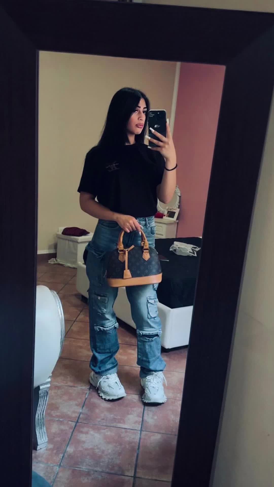 @𝑺𝑯𝑨𝑹𝑶𝑵🐍