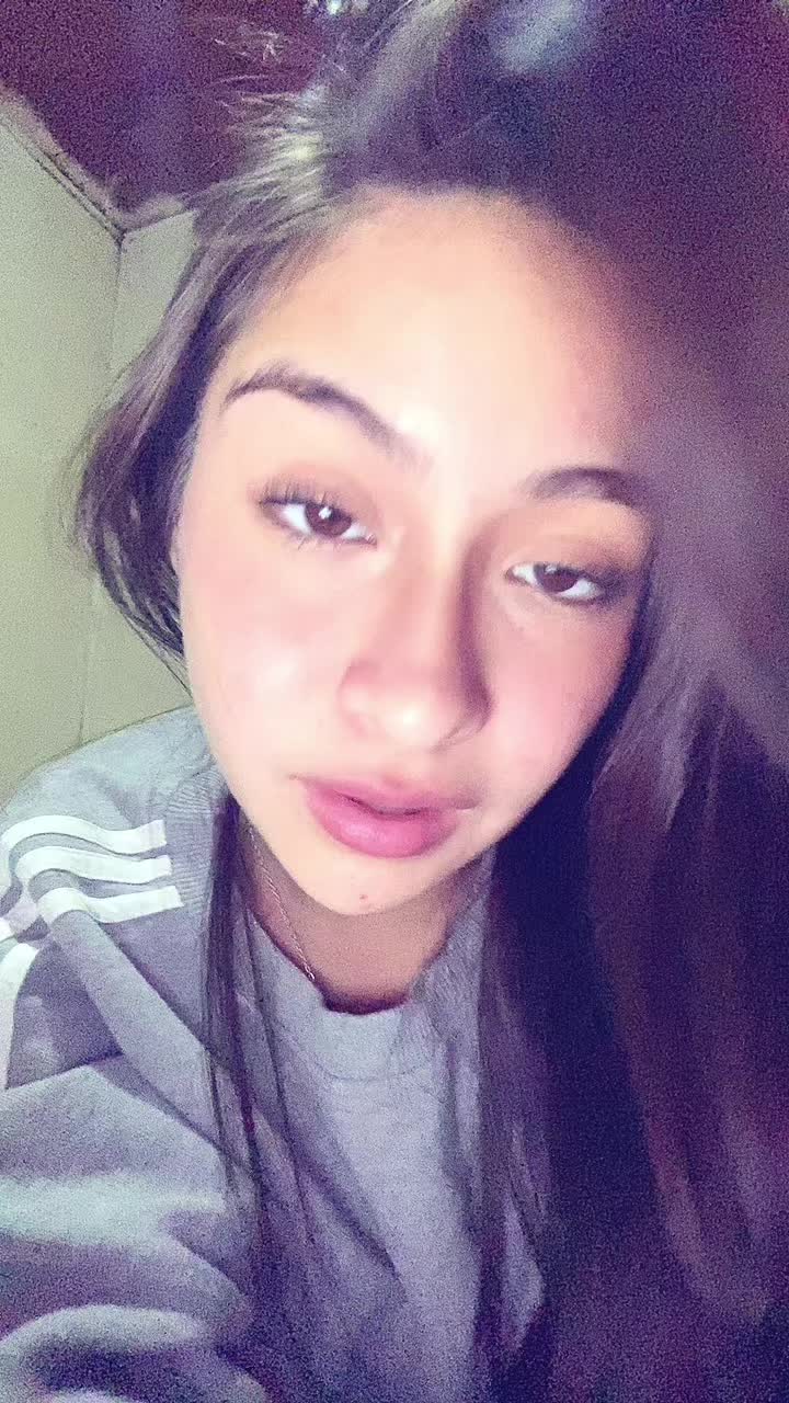 @karlaaaa
