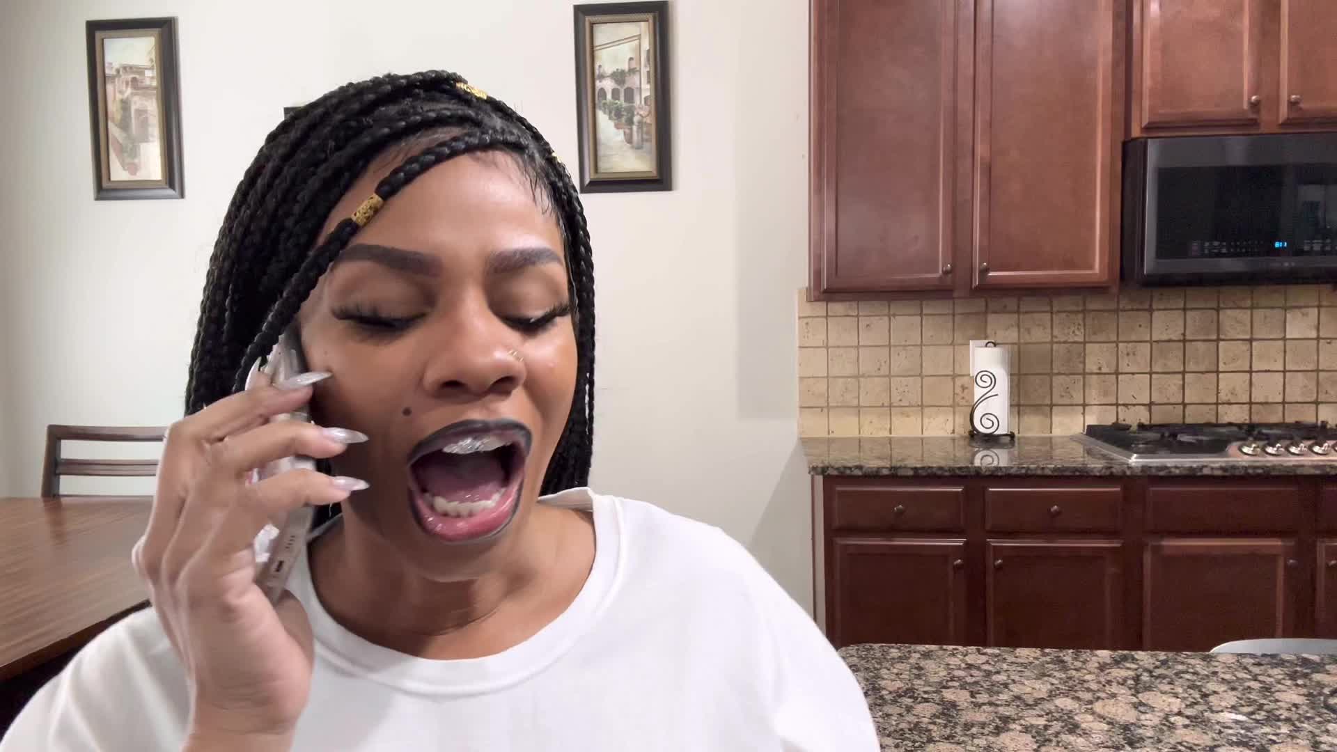 @Tenishia