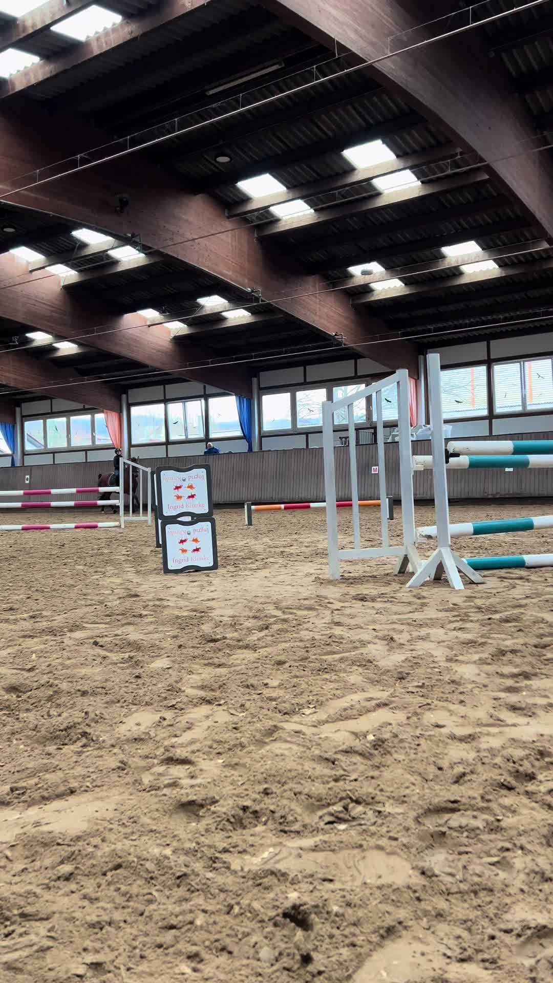 @🐎