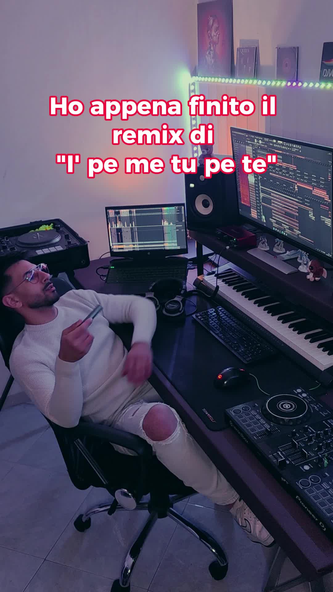 @MNKS
