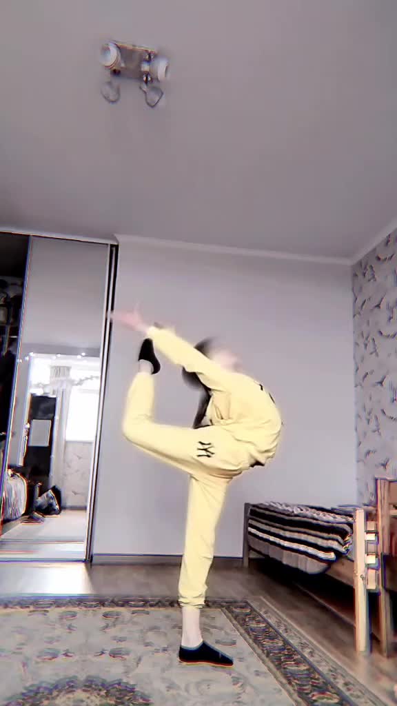 @ɴ ɪ ᴋ ᴀ🐍🖤
