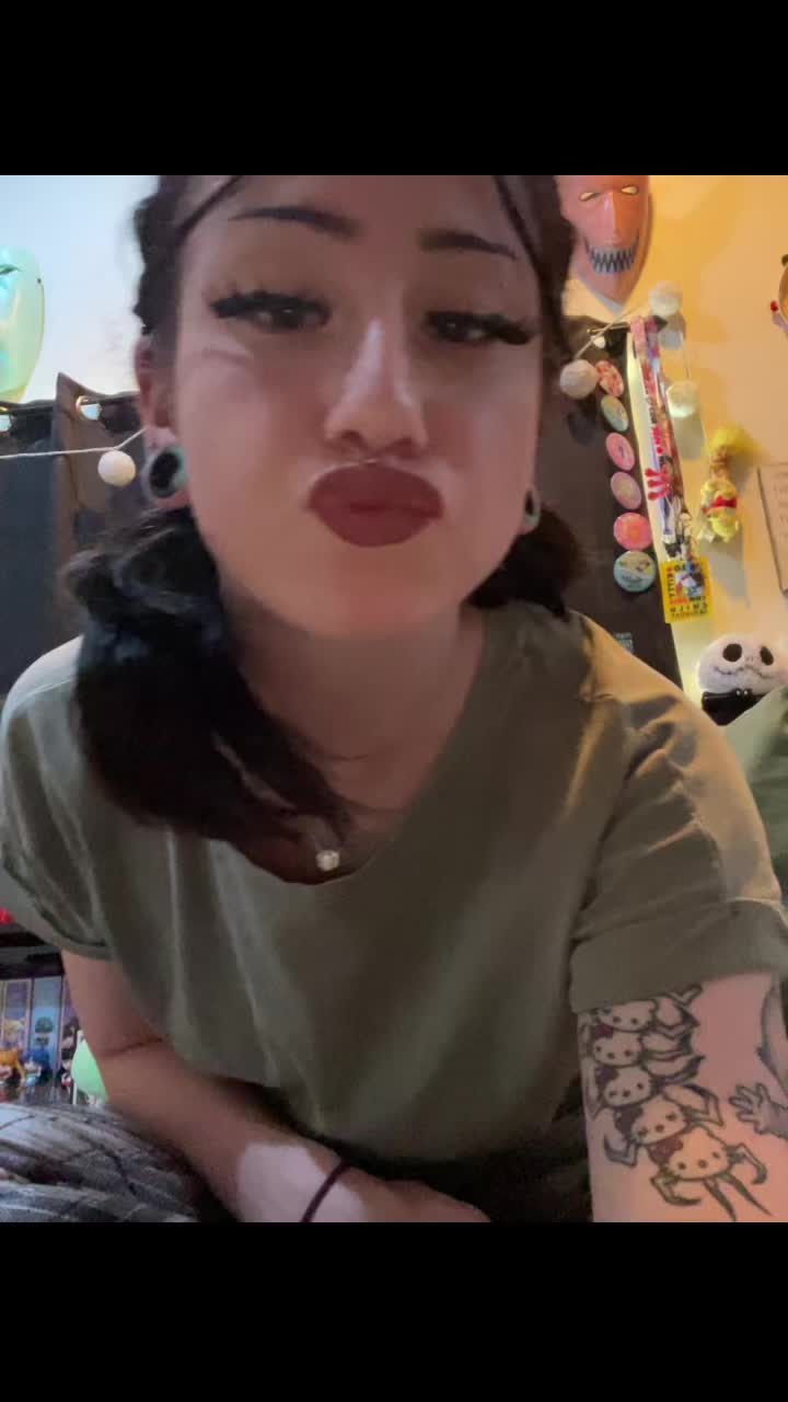@tee