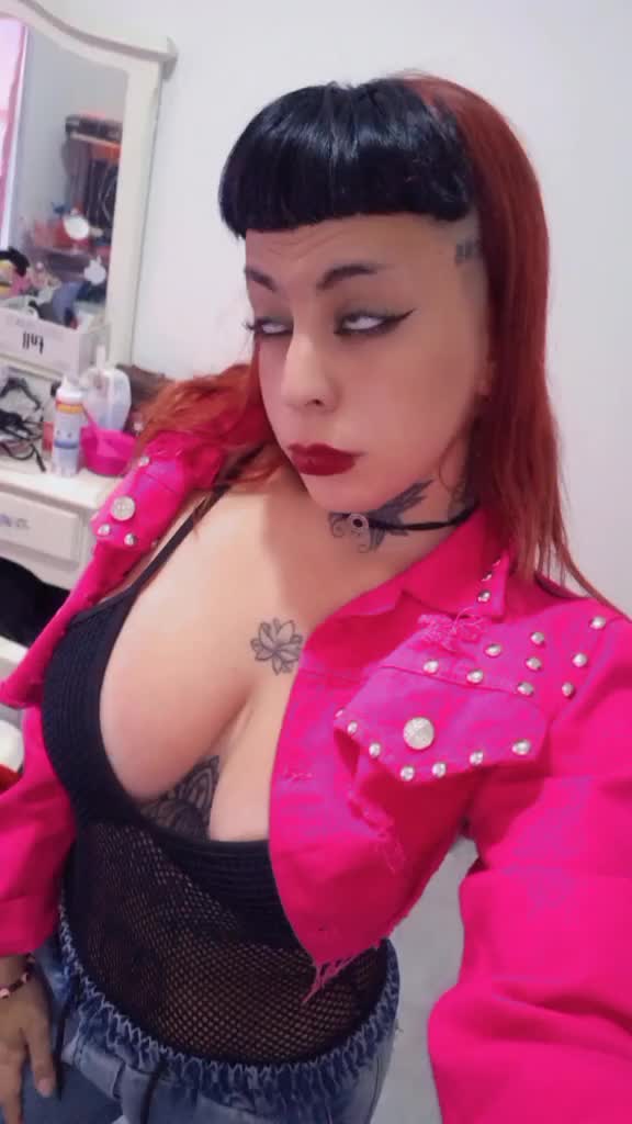 @Euph00ri&euro;🌶️