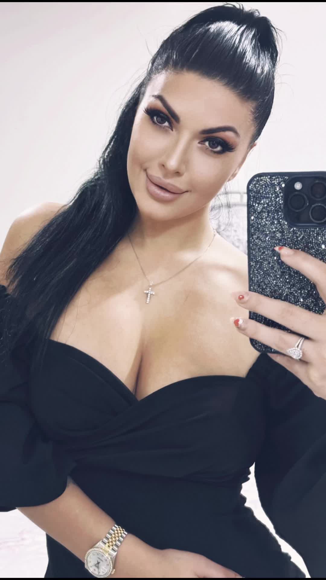 @🖤A N I🖤